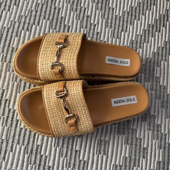 Steve Madden Kayley Sandal in Raffia - Picture 7 of 10